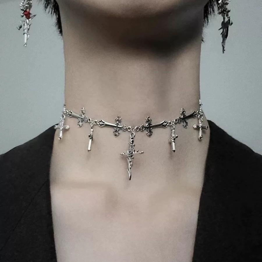 Gothic Style Alloy Cross Choker Necklace With Geometric Design For Women