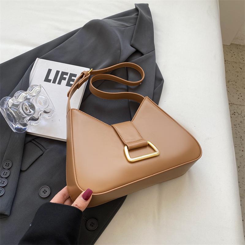 Небольшие сумки через плечо для женщин 2024 года, дизайнерские модные сумки, трендовые кожаные сумки для женщин с однотонной сумкой MIT