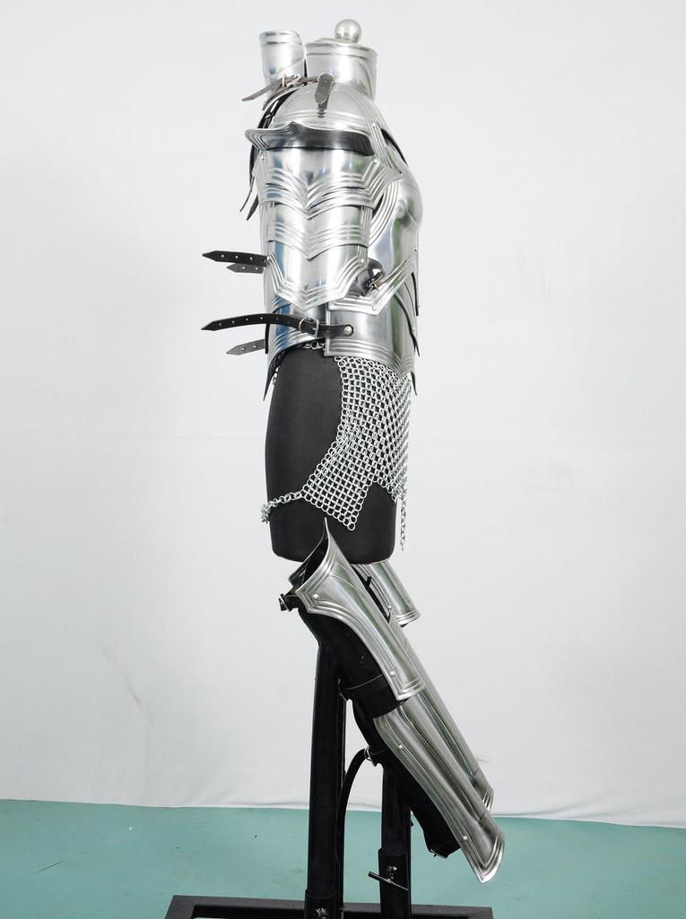 Women's 18 Gauge Steel Cuirass Armor with Gorget & Pauldrons Medieval Costume Set