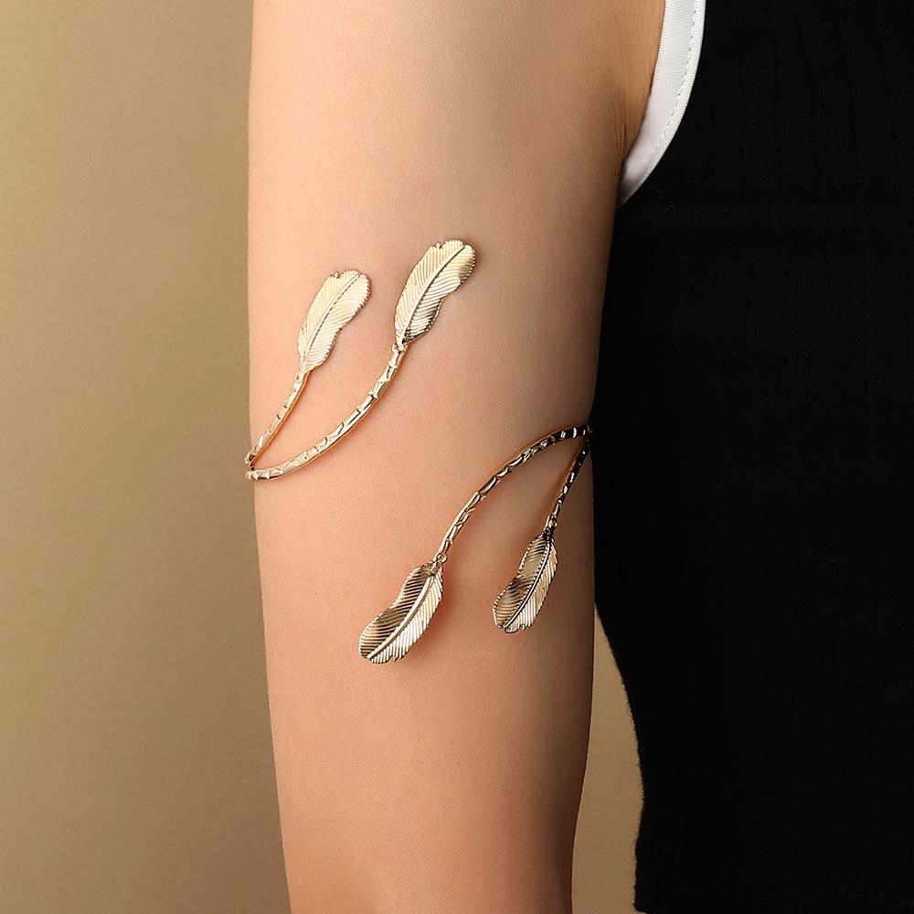 Popular Accessories Hollow Out Geometric Pattern Bracelet Leaf Butterfly Arm Chain