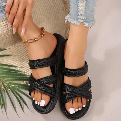 2024 Женские модные сандалии Летние новые плоские вышитые повседневные римские дизайнерские туфли Сандалии на платформе