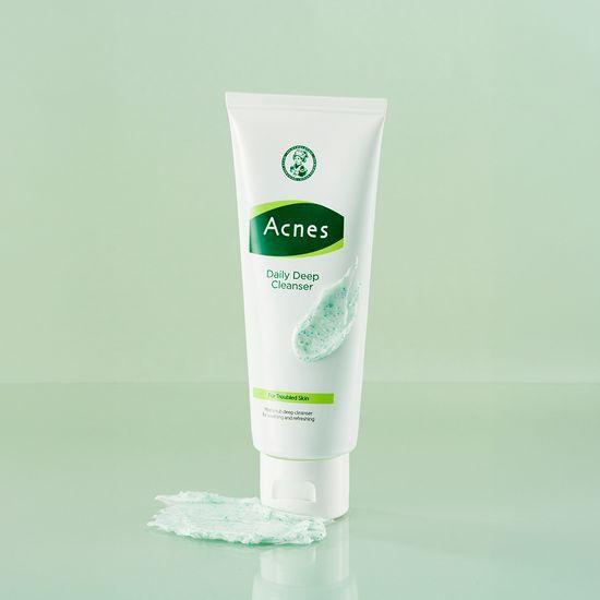 Acnes Ежедневное глубокое очищающее средство