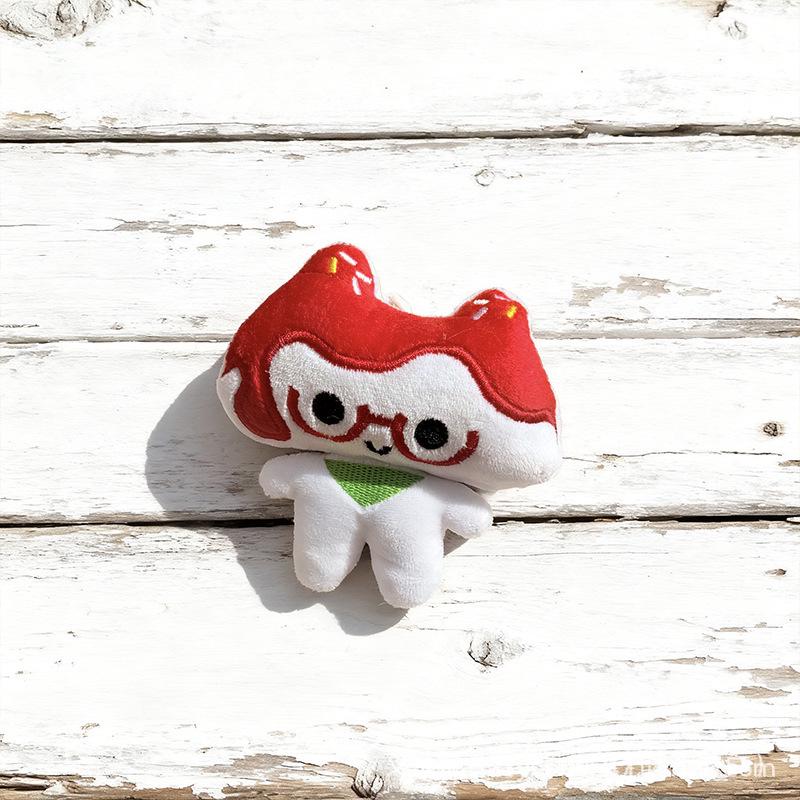 Street Stall Plush Toys: Cute Squeaky Dolls, Talking Dolls, Toss Dolls, and Pendants