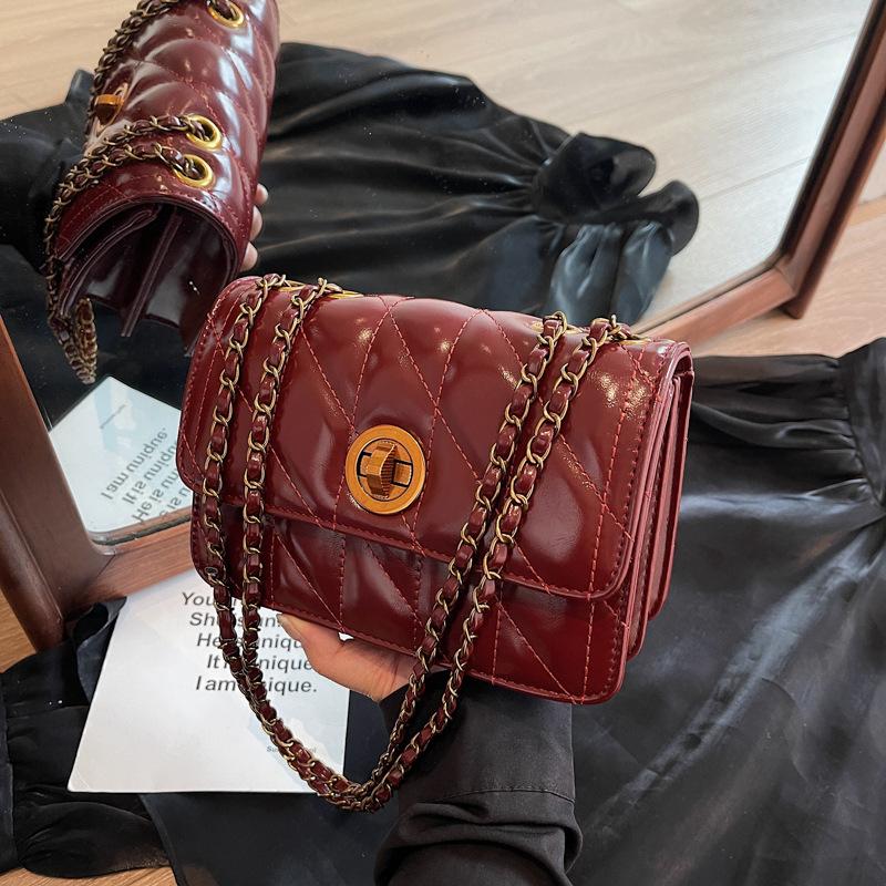 Сумка-цепочка ромбовидной формы женская новая популярная универсальная на плечо, мессенджер, высококлассная дорожная маленькая квадратная сумка