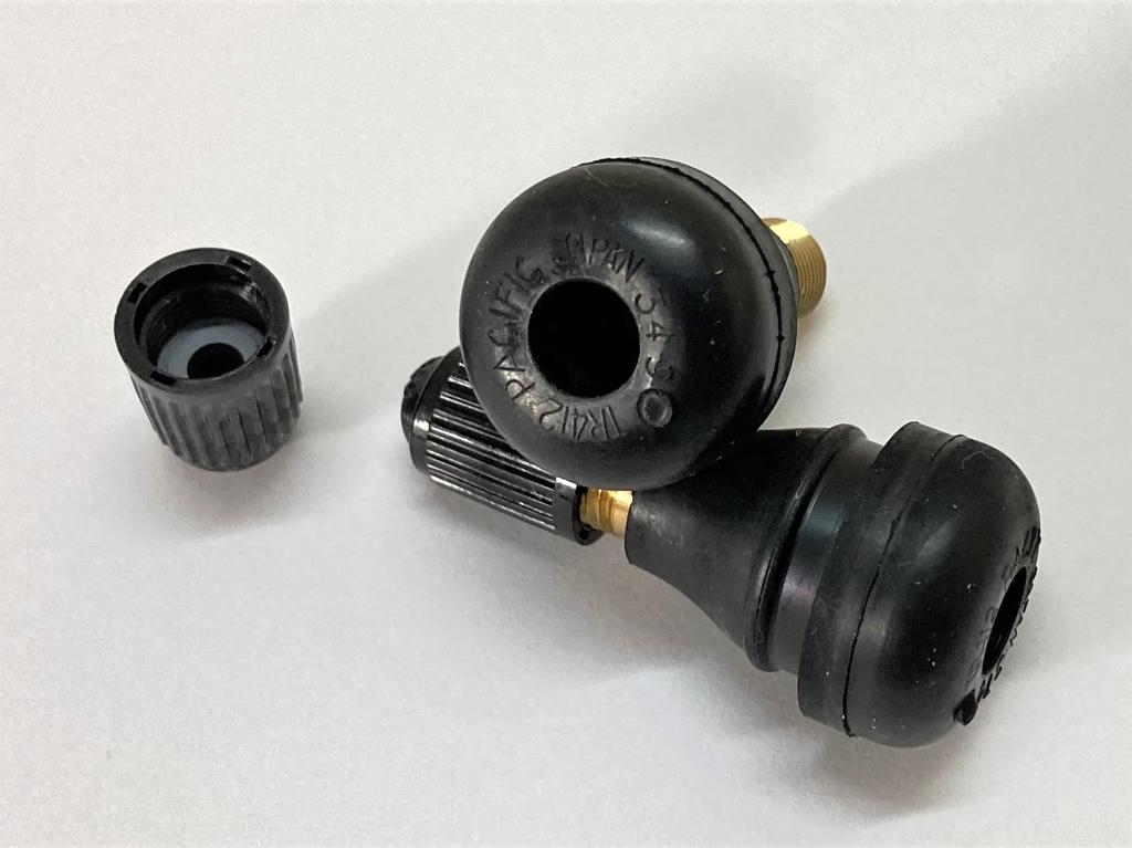 Бескамерный вентиль Taiheiyo Industry TR-412 CL для мотоциклов, короткий тип, колпачок с уплотнением, комплект