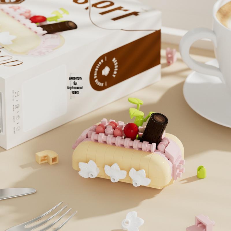 Торт Лего из клубничного шоколада ручной работы - Подарок на день рождения для детей