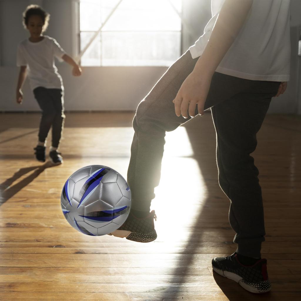 JPHNAN Футзальный размер Футбольный Мяч для тренировок в помещении Футбольный мяч из прочного ТПУ Подходит для игр в помещении и для всех возрастов Мяч, 4, Низкий отскок