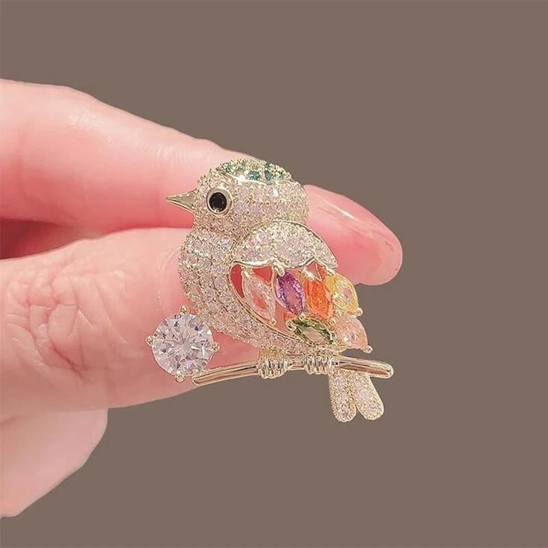 Fashion Crystal Red Cherry Brooches For Women Clothing Cute Alloy Crystal Fruit Enamel Pins Party Jewelry Gifts