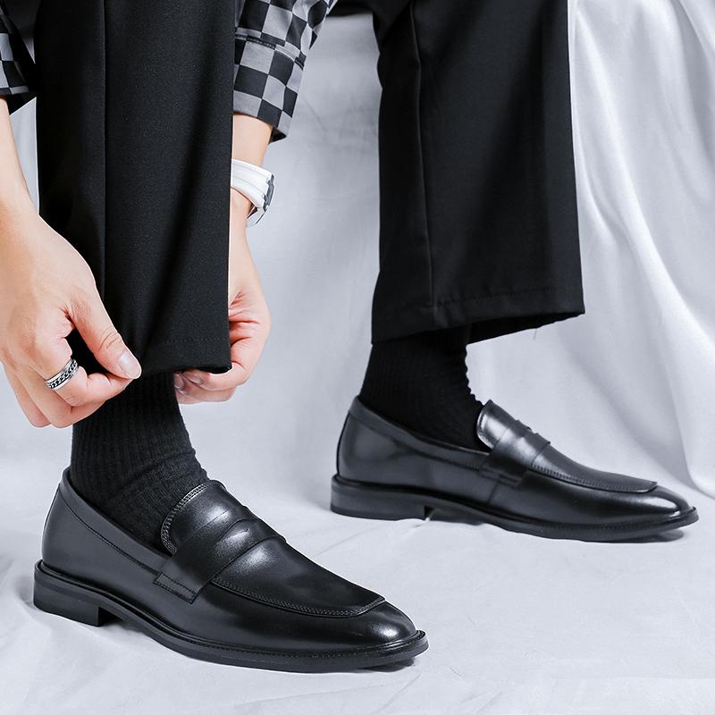 Физическая съемка Весенние Новые Туфли Лоферы в Стиле Business Casual из Черной и Коричневой Кожи с Заостренным Носком для Повседневной Офисной Носки Мужские Туфли Слипоны