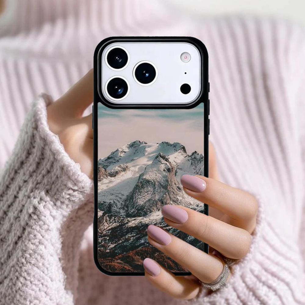 Snowy Winter Mountain Phone Case For Apple iPhone 17 Air 16E 15 14 Plus 13 12 11 Pro Max Mini Funda Cover
