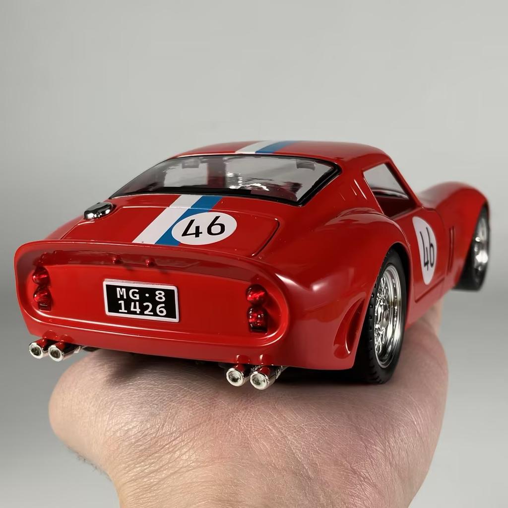 1:24 250 GTO Суперкар Сплав Металл Литье под давлением Модель Автомобиля Домашние Модные Украшения и Украшение для Рабочего стола Компьютера Высокодетализированные Модели Транспортных Средств