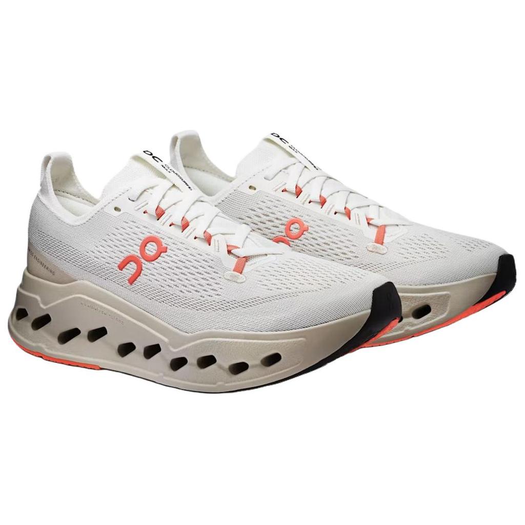 Женские кроссовки Cloudsurfer Max цвета слоновой кости и лососевого 3WF30223297