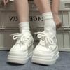 Белые кроссовки женские осенние на платформе-маффин, белые туфли с круглым носком на шнуровке, туфли на платформе, повседневная обувь для детей