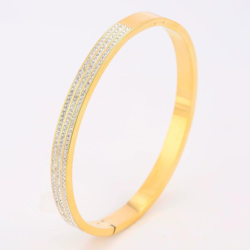 Starry Sky Full Diamond Titanium Steel Bracelet – Versatile, No-Fade Silver Women's Fashion Accessory