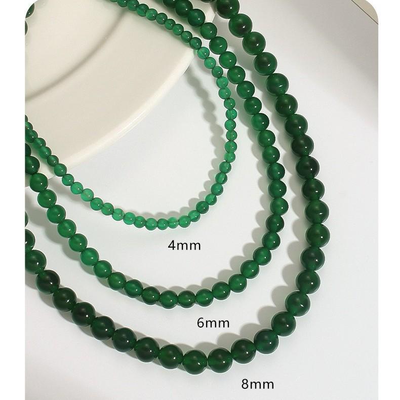 Ожерелье из бусин зеленого и красного агата в этническом стиле с халцедоном