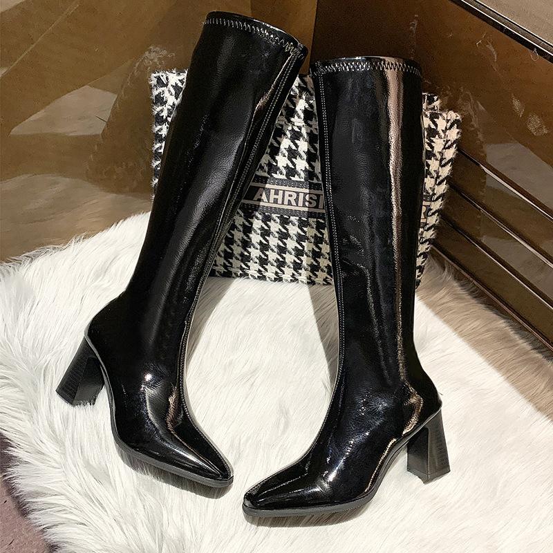 Длинные сапоги для женщин, зимние сапоги до колена 2024 года из лакированной кожи с боковой молнией, квадратный носок, утепленные модные рыцарские сапоги на высоком каблуке