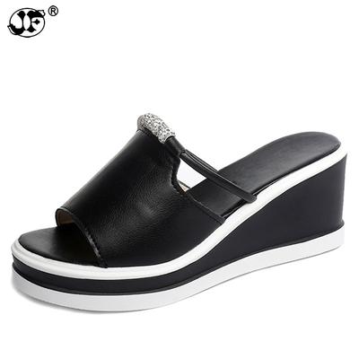 2024 Женские шлепанцы-сандалии на каблуке, танкетке, платформе, из кожи, с открытым носком, с кристаллами, элегантные женские сандалии, женские мюли, 2 летняя обувь