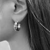 BOLDNESS CURVE HOOPS
