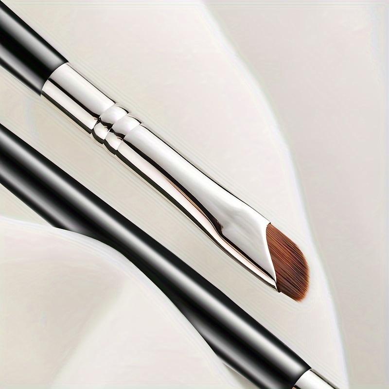 Scalpel Eyeliner Brush 1pcs