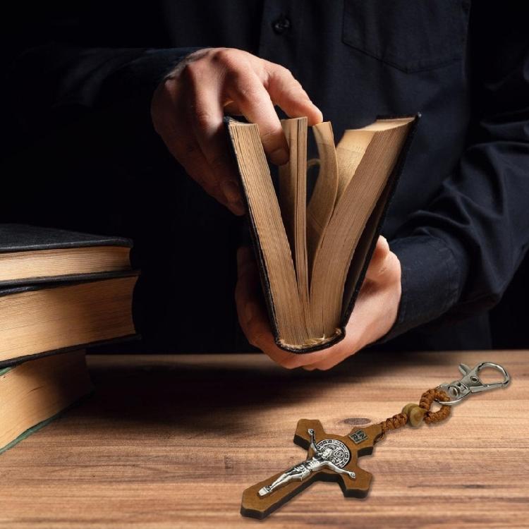 Деревянный крест Брелок Христианская вера Металлический брелок Сумка Шарм Аксессуар Держатель для ключей Подвеска Украшение Религиозный подарок