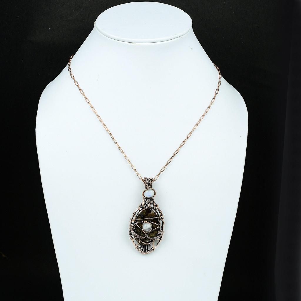 Кулон из камня бронзита 'Глаз Фатимы', ювелирное изделие, обмотанное медной проволокой, украшение из бронзита, кулон 'Глаз Фатимы' из радужного лунного камня, кулон ручной работы для подарка