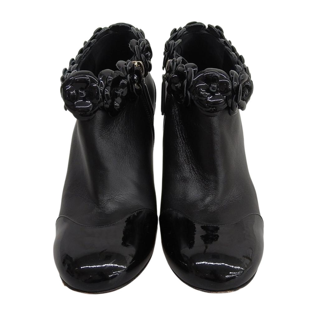 Great CHANEL Ankle boots black leather Women 38.5 G31795 Used
