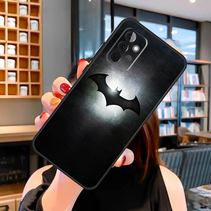 Чехол Бэтмен для Samsung Galaxy A33 A06 A05 A16 A26 A36 A56 A32 A52 A15 A53 A13 A34 A54 A14 A35 A55