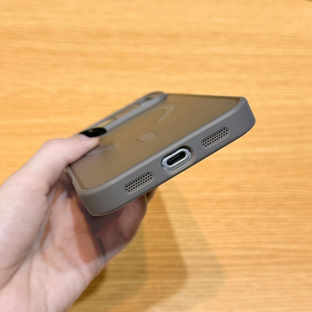 Подходит для iPhone17 Приятный на ощупь Магнитная зарядка Чехол для мобильного телефона Apple 16proMax Матовый 15 Чехол с защитой от падений