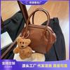 High-end Niche Bag Women's Autumn and Winter New Fashion Versatile Messenger Bag Retro Portable Pillow Bag