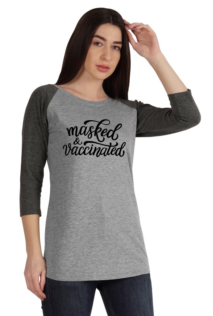 Inkmeso Маскированный и вакцинированный Забавная футболка с вырезом лодочкой в поддержку вакцинации для женщин