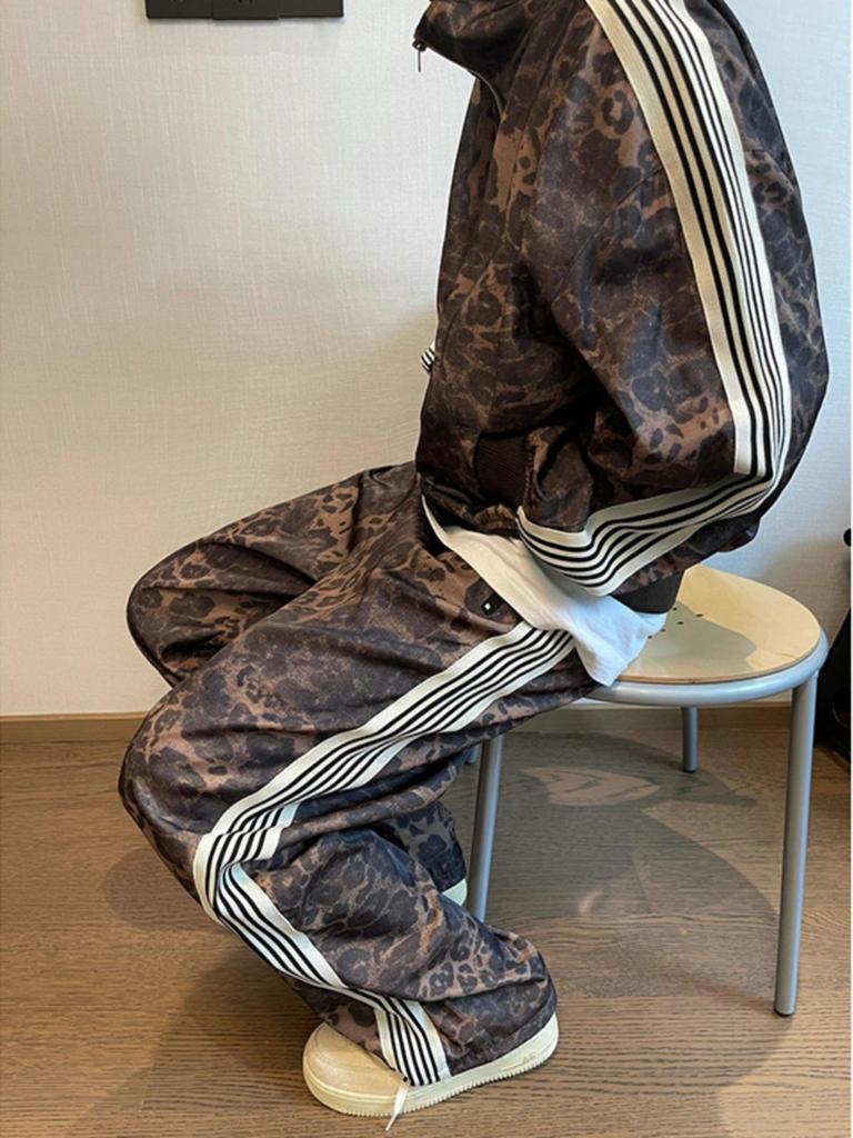 Мужской ретро спортивный костюм с леопардовым принтом в стиле стритвир, куртка и спортивные штаны, 2024