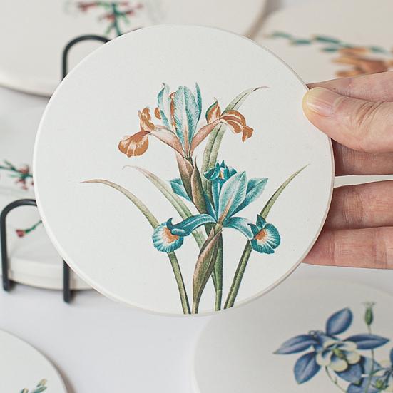 Стильная подставка для чашек с цветочным принтом, элегантный дизайн, теплоизоляция, водопоглощающий обеденный стол, круглый универсальный коврик для столовых приборов