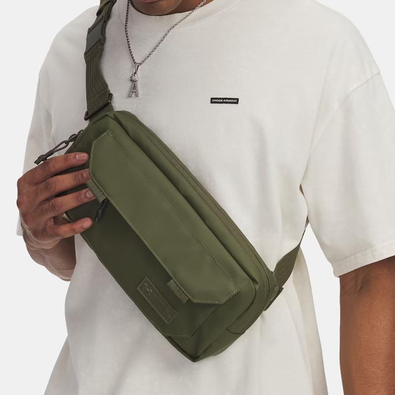 New Under Armour Polyester Sling Bag Men's Green 1384665-390