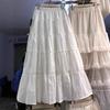 Весна 2025 года, новая юбка А-образной формы с эластичной талией и бантом, французская милая кружевная белая юбка с ажурными вставками