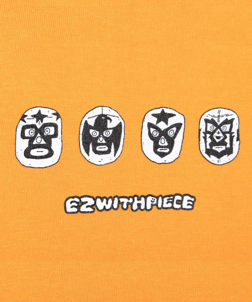 PEACE MAKER [Ezwithpiece] Классическая футболка с принтом маски (горчичный)