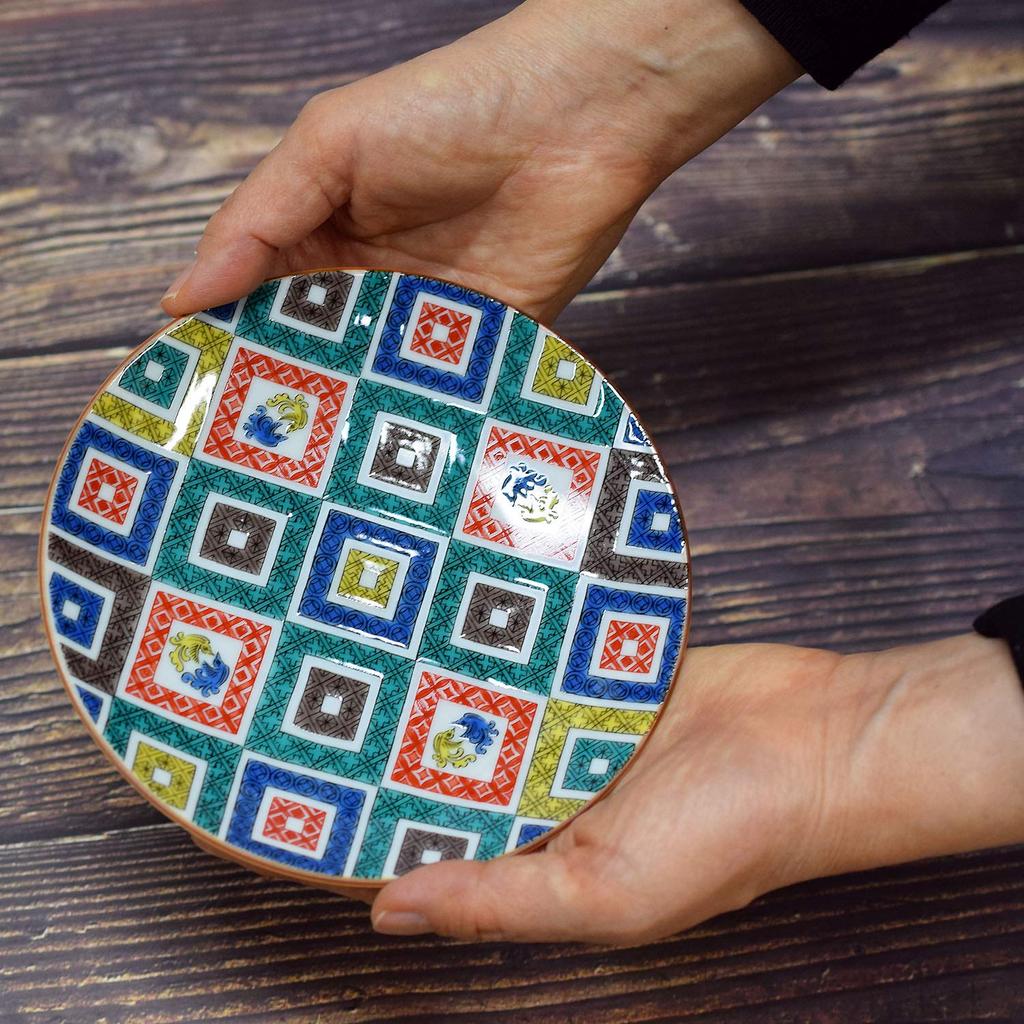 Вадза но Кура: Стильная боковая тарелка Кутани с дизайном каменной мостовой, керамика, название бренда, японская посуда, сделано в Японии, подарок на день рождения