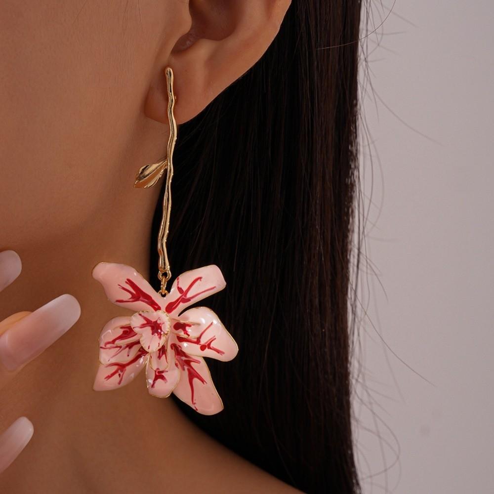 Zinc Zinc Alloy Floral Pendant Earrings with Leaf Stalk Stud Earrings Enamel Flower Drop Earrings Vacation