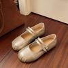 Модная женская обувь 2025 лето новая с круглым носком и мелким вырезом корейская версия маленькая свежая плоская обувь обувь Doudou женская обувь