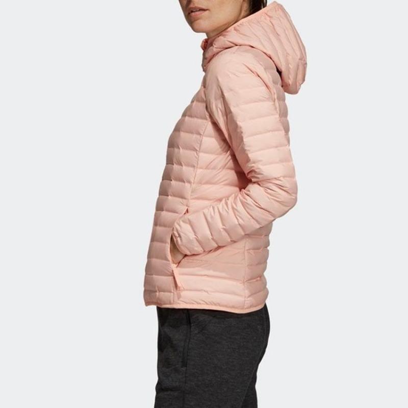 adidas Женская розовая пуховая куртка Varilite с мягким капюшоном DZ1496