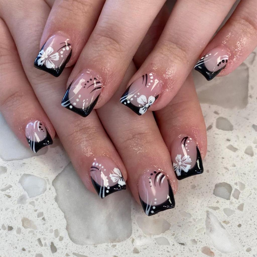 French Style Glossy Flower Nail Tips 24 Pieces Lightweight Comfortable Wear for Daily