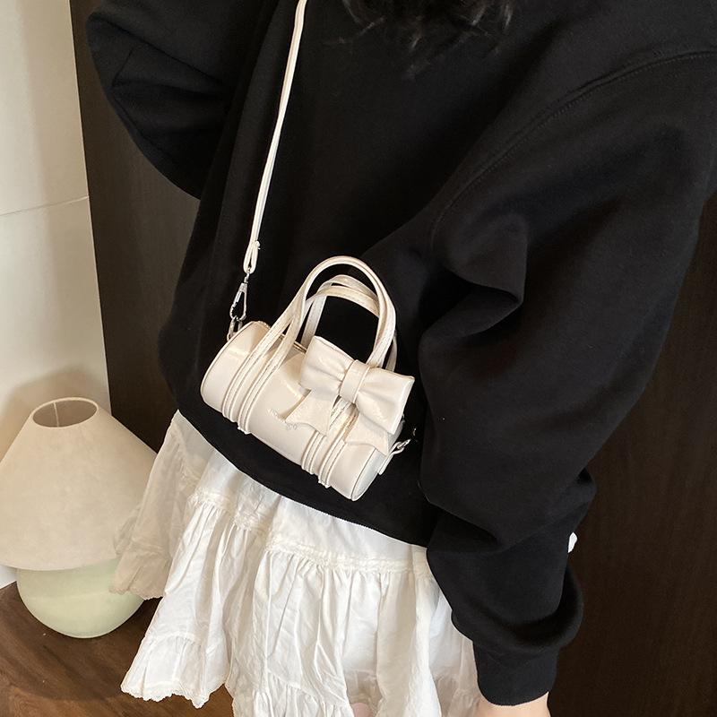 Простая и компактная женская сумка-сумка 2026 лето новая корейская с бантом через плечо Бостон
