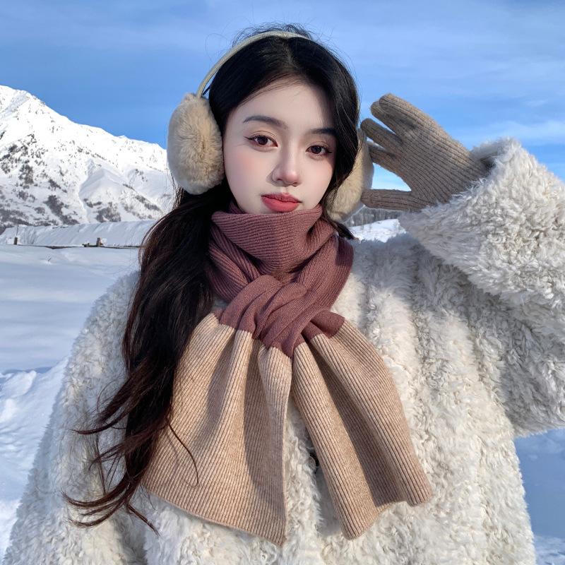 Autumn and Winter New Compact Couple Scarf Open Cross Knitted Shawl Scarf Two Color Splicing Couple Scarf