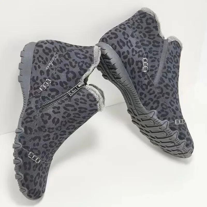 Модная женская обувь 2024 года, фирменные женские ботинки с боковой молнией, модные современные ботинки с леопардовым принтом, женские новые короткие ботильоны больших размеров из плюша