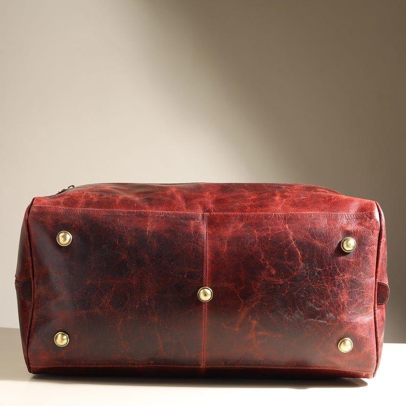 Сумка-викендер из кожи полной зернистости: Сумка-даффл ручной работы, ручная кладь