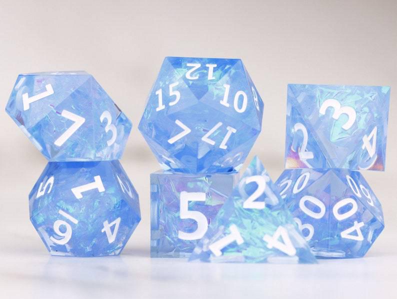 Острые многогранные игральные кости из смолы для настольных игр Cthulhu, DND и TRPG