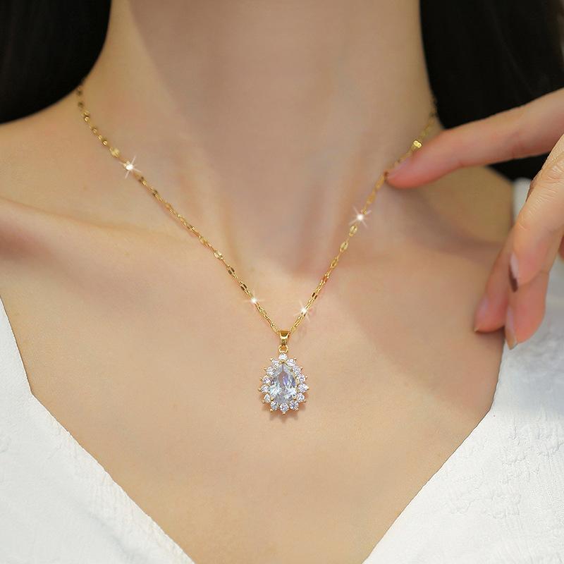Full Diamond Water Drop Necklace Earrings Set Light Luxury Slightly Inlaid Personalized Temperament Banquet Ear Jewelry Combination