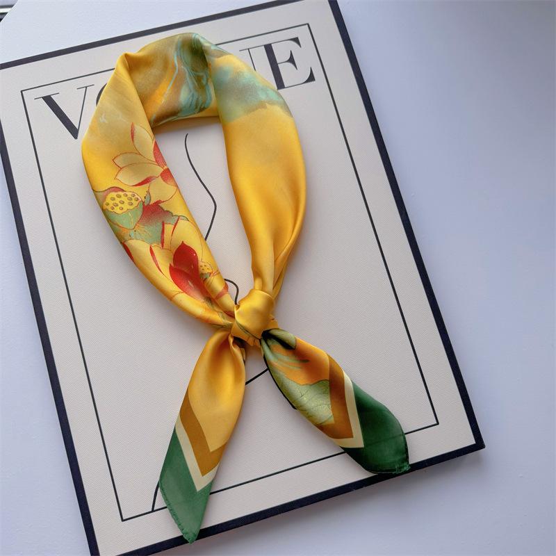 New Hundred Hundred Satin Letter Print Neckerchief 70×70 Silk Scarf Small Square Scarf High Sense of French Scarf