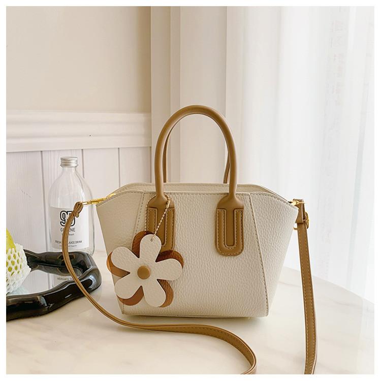 IELGY Large Capacity Women Summer Retro Diagonal Bag