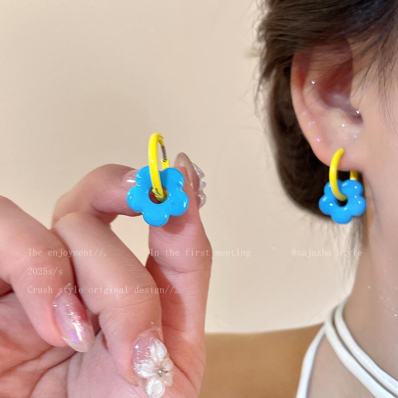 Серьги-пусеты с серебряной иглой, капающее масло, контрастный цвет, цветок, летние, маленькие, свежие и милые, серьги в стиле дофаминовой моды, для личности, универсальные