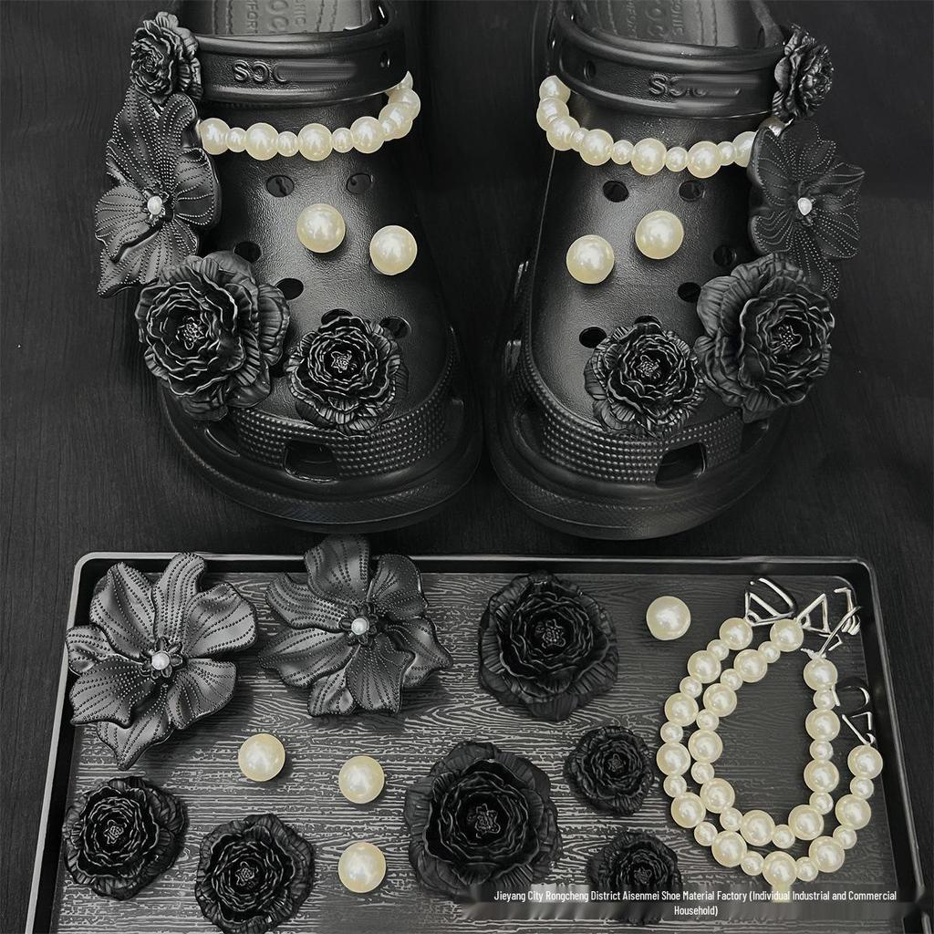 Cute Cartoon Shoe Charms: Kids' Croc Accessories, 3D Snap-On Flower Decorations for Boys & Girls